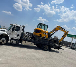 24/7 Heavy-Duty & Semi Truck Towing in Dallas–Fort Worth